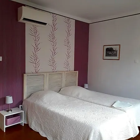 Maison De Malbrouck Bed & Breakfast Merschweiller