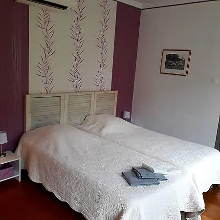 Maison De Malbrouck Bed & Breakfast Merschweiller
